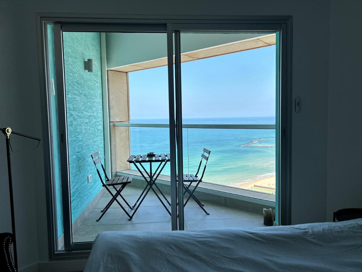 Beachfront Apartment Bat Yam Exterior foto